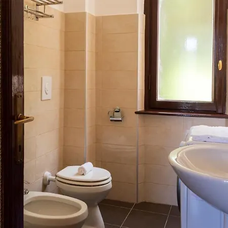 Altido Great View - 2 Bedroom Apt With Garden Apartment *