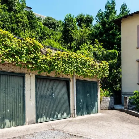Apartment Altido Great View - 2 Bedroom Apt With Garden