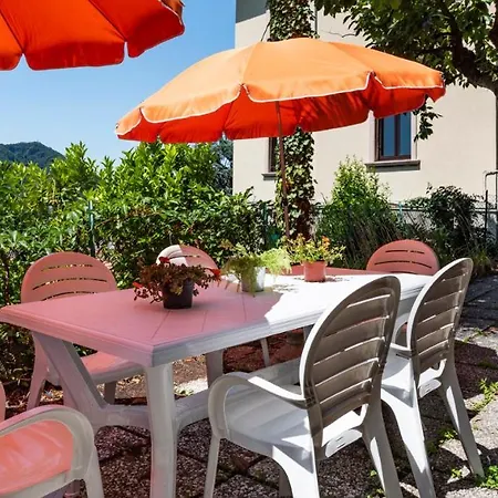 Altido Great View - 2 Bedroom Apt With Garden Como